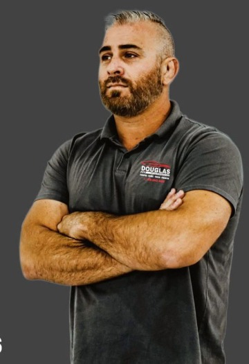 Douglas, proprietário da Douglas Multimarcas